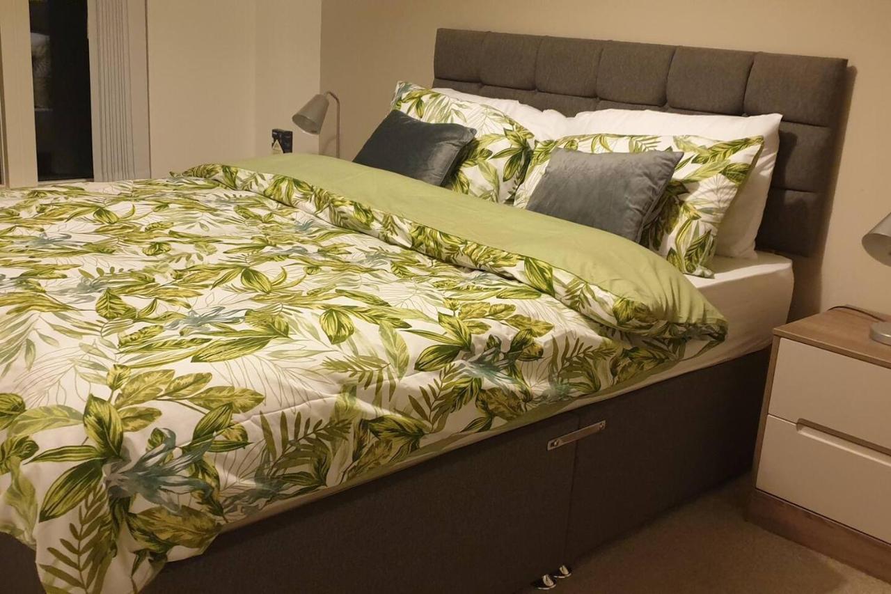 Stunning 2-Bed Apartment In Manchester City Centre Luaran gambar
